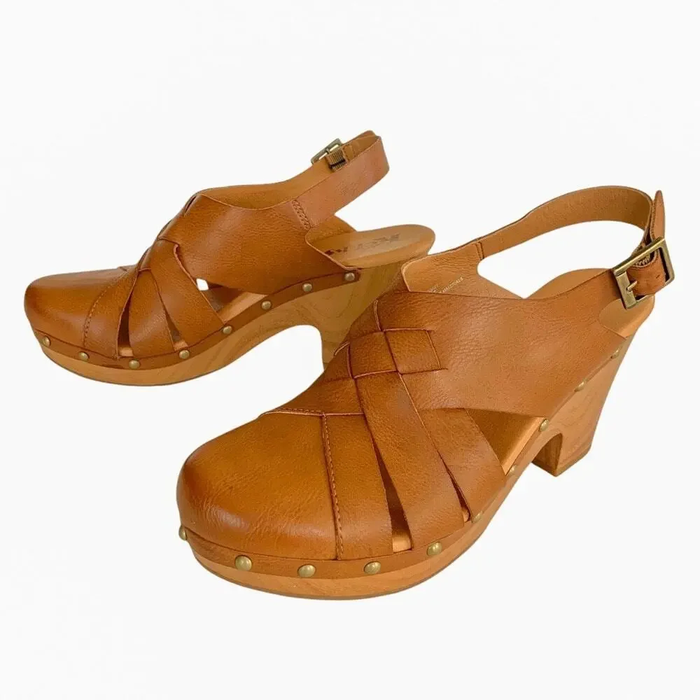 KORKS By Kors ease Wynne Comfort Clogs Shoes Leather Wedge Tan Platform Clogs 7